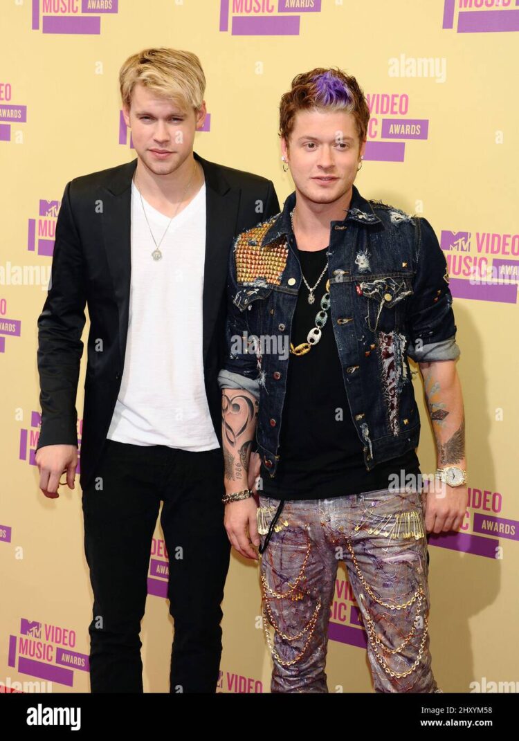 nash overstreet feet 3