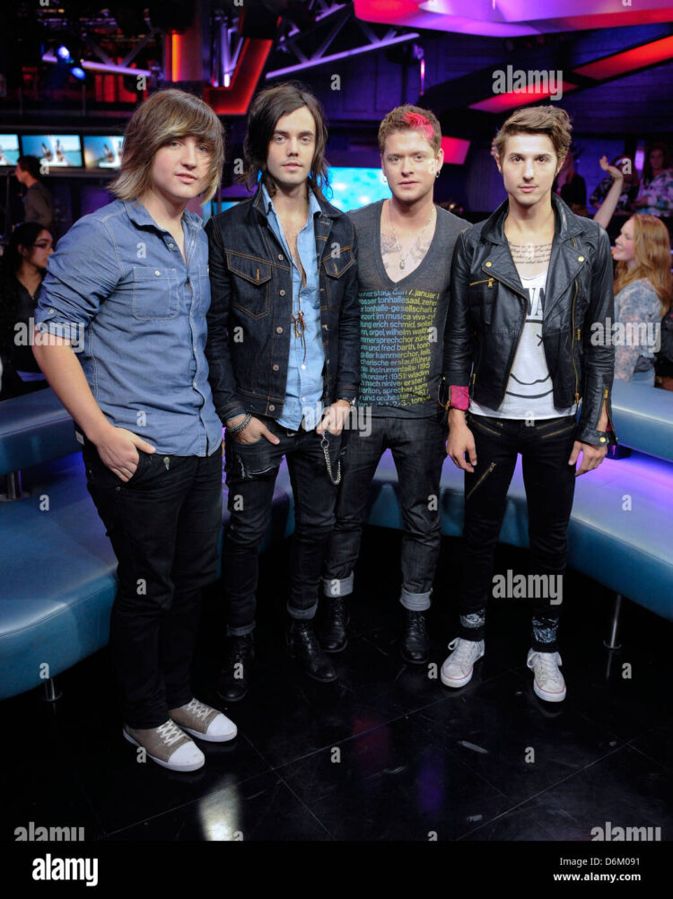 nash overstreet feet 4