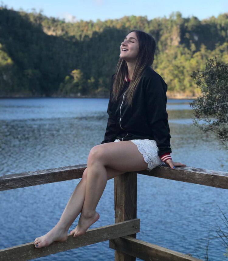 nashla aguilar feet 6