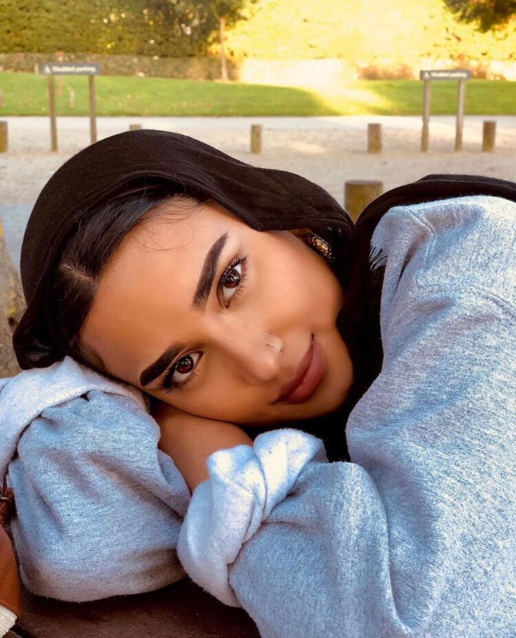 nashwa neelam feet 4