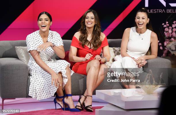 nastassja bolivar feet 3