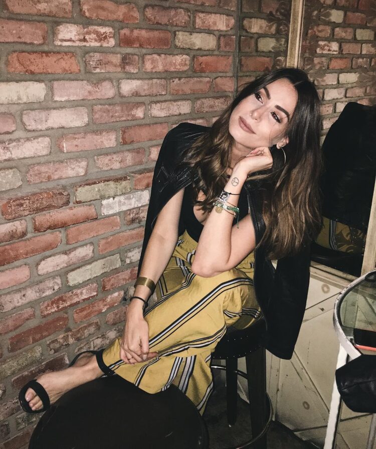 nastassja bolivar feet