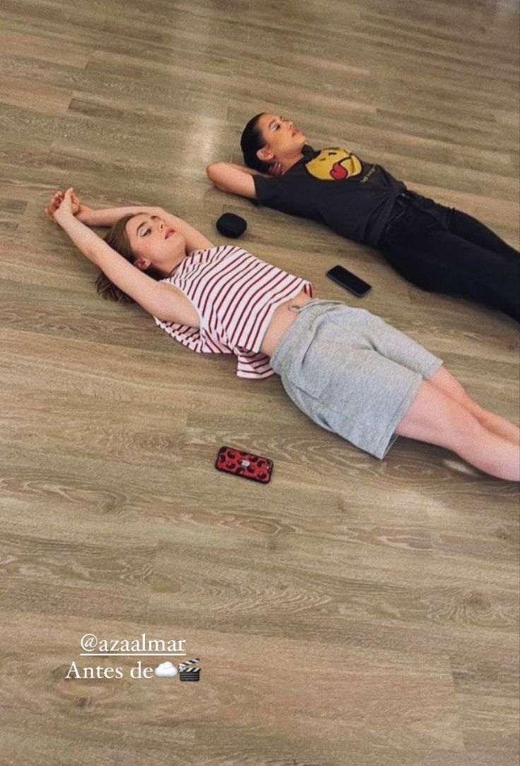 natalia azahara feet 5