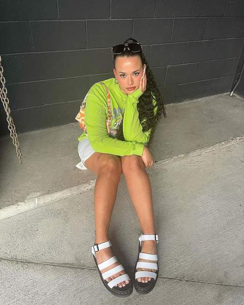 natalia lorenzo feet 4