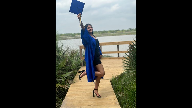 natalia saenz rendon feet