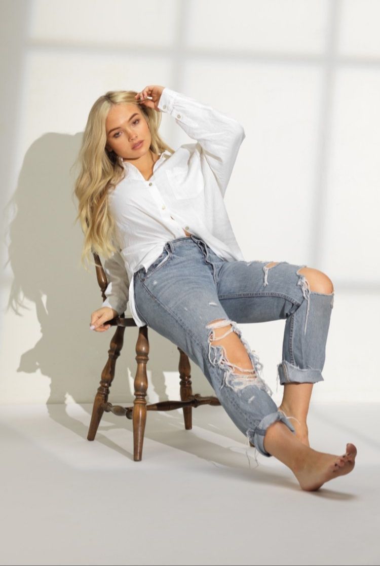 natalie alyn lind feet 5