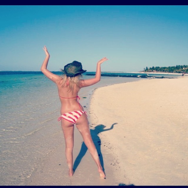 natalie coyle feet 6