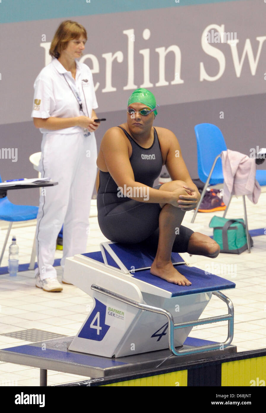 natalie dutoit feet 3