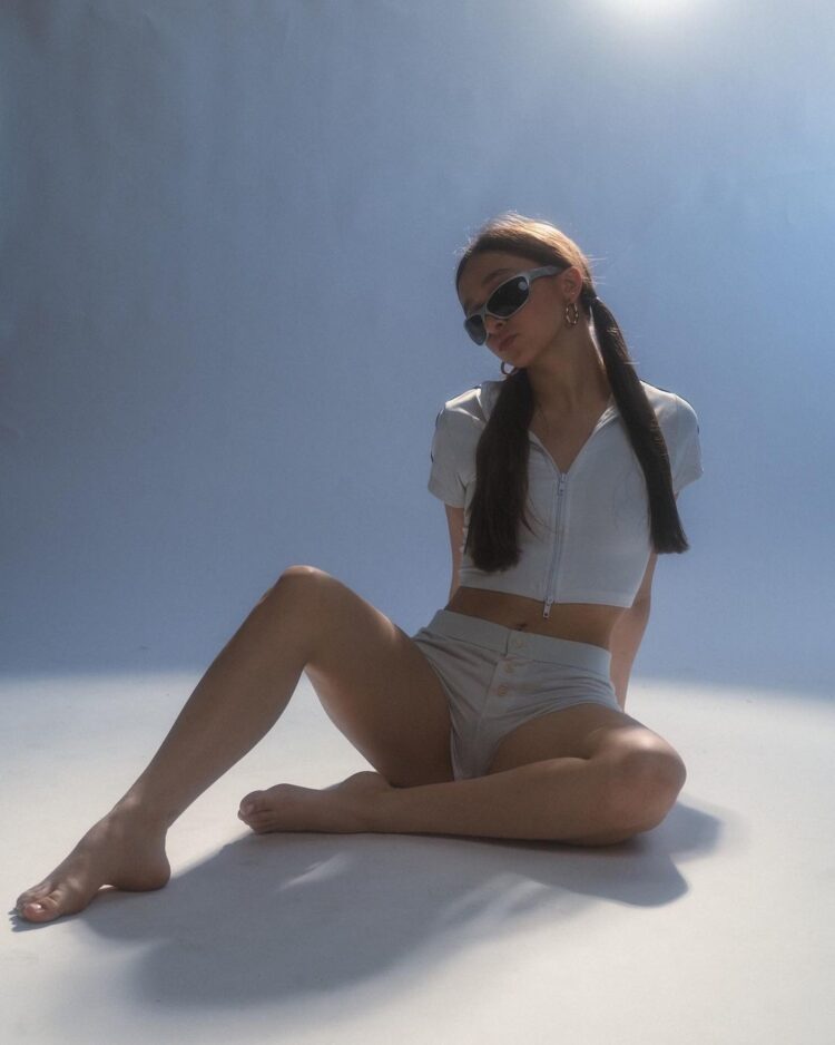 natalie esposito feet 1