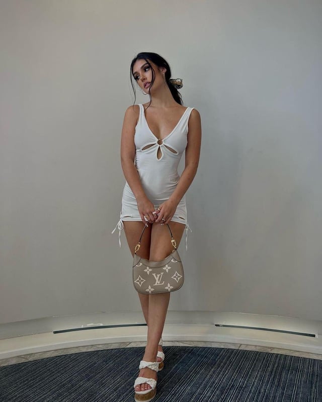 natalie gibson feet 3