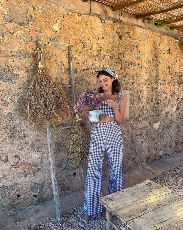 natalie kelly feet 5