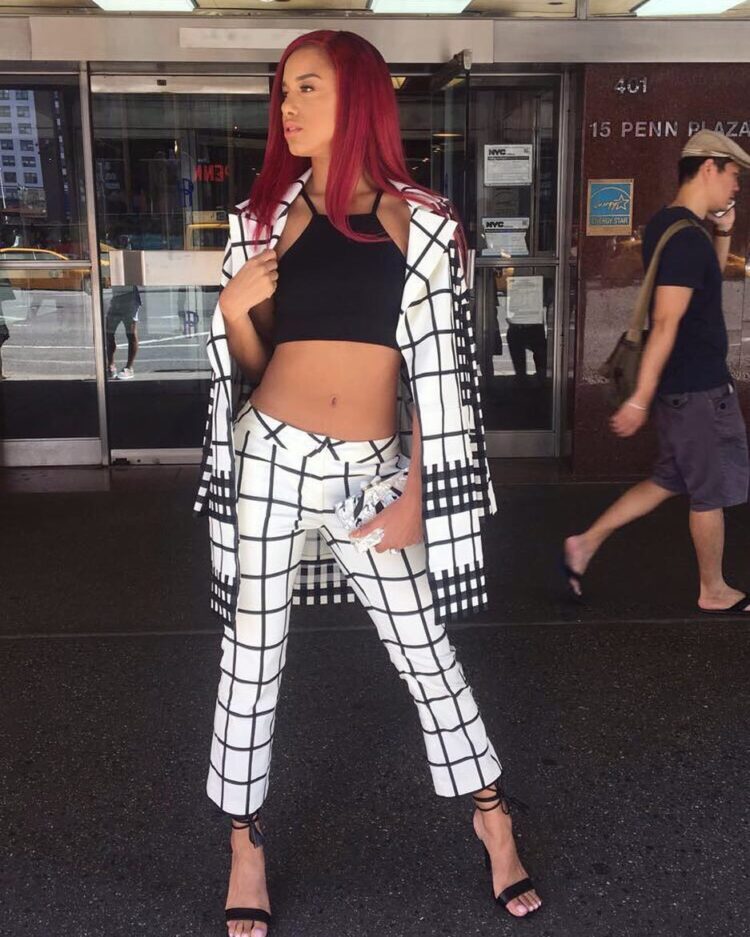 natalie la rose feet 3