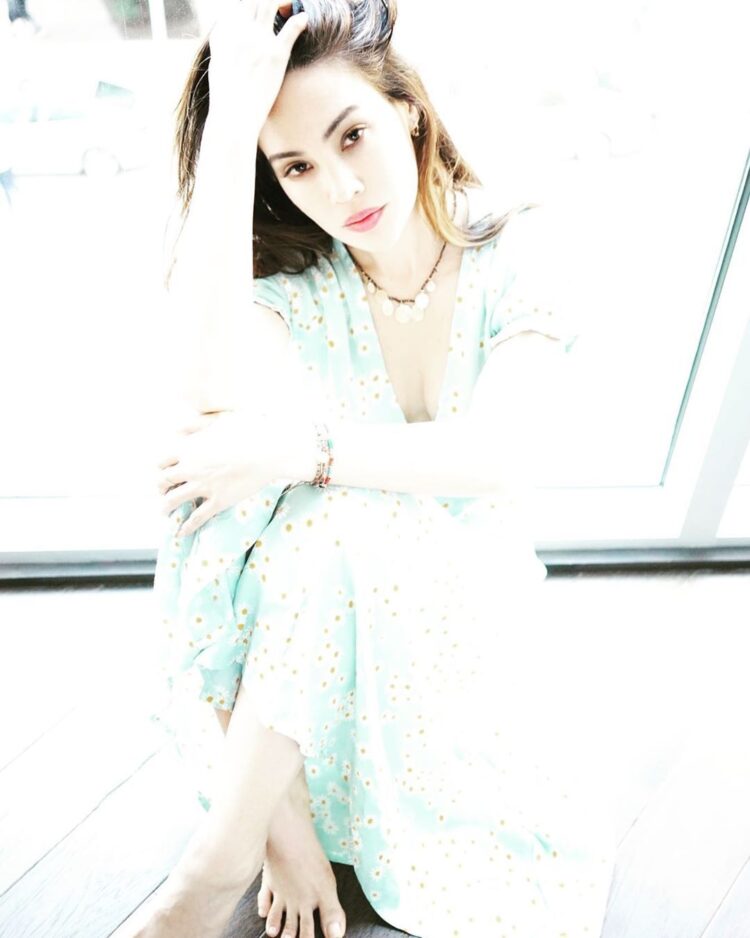 natalie mendoza feet 5