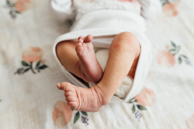 natalie thomas feet 5