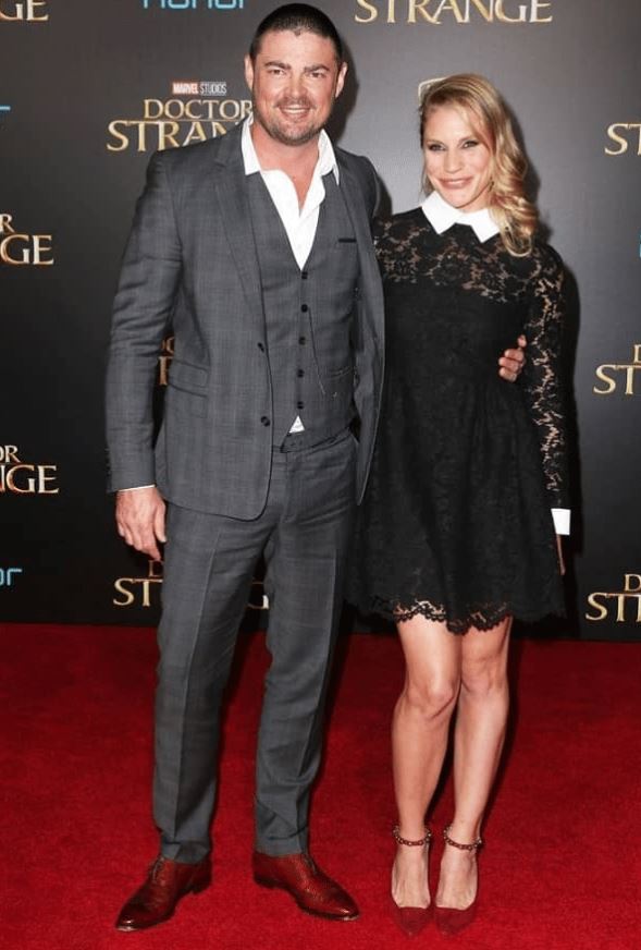 natalie wihongi feet 1