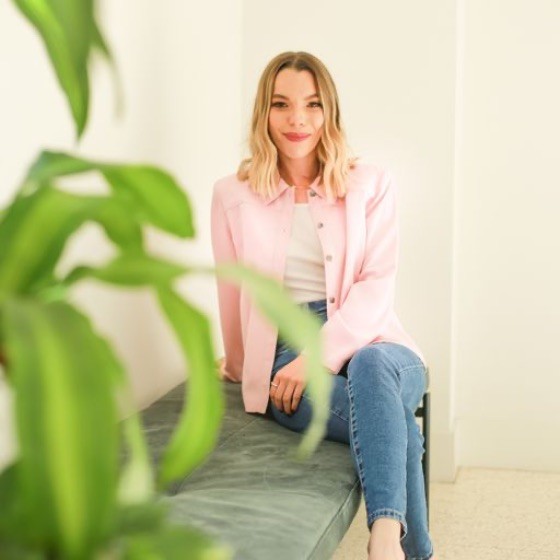 natalievalenciaa feet 5