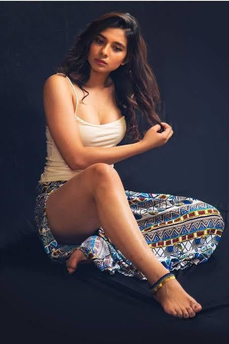 natasha bharadwaj feet 2