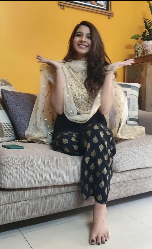 natasha bharadwaj feet