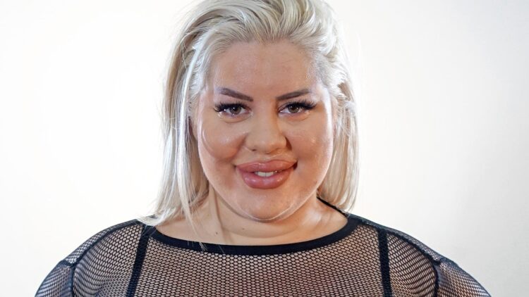 natasha crown feet 5