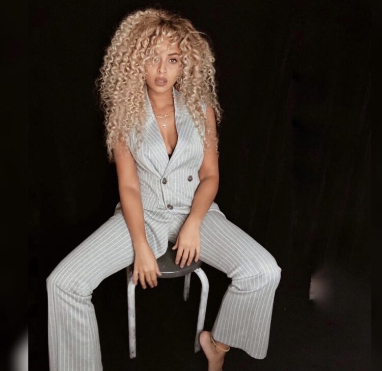 natasha kimberly feet 1