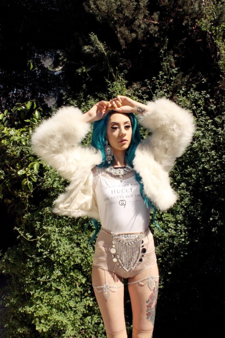 natasha lillipore feet 5