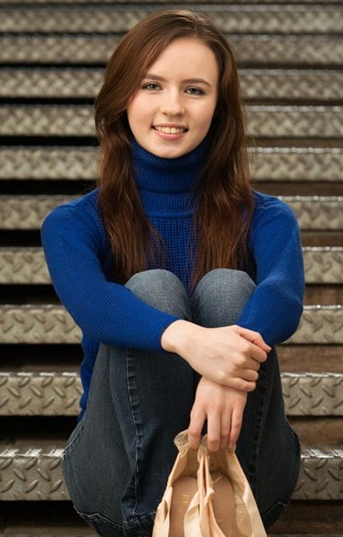 natasha watson feet 1