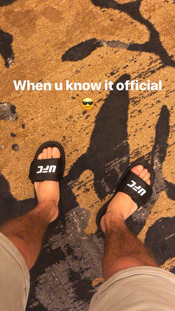 nathaniel knows feet 4