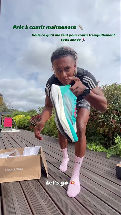 nathanya sion feet 6