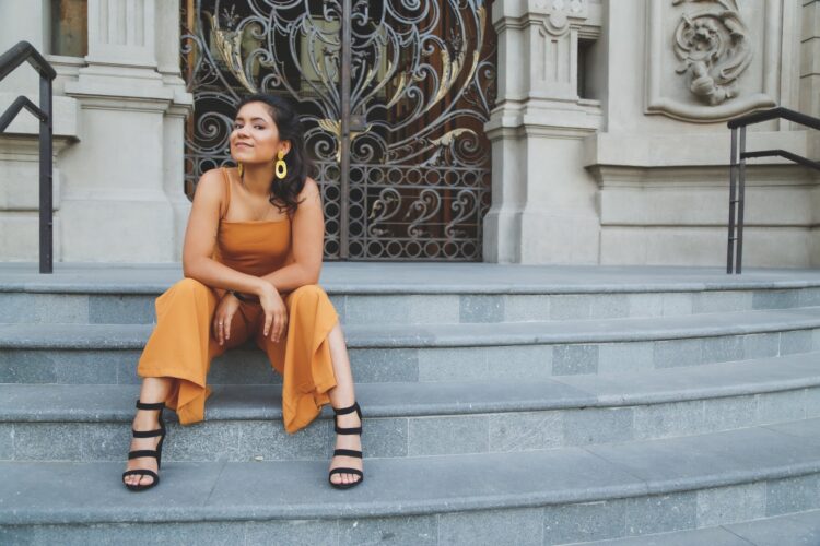 nati valderrama feet 1