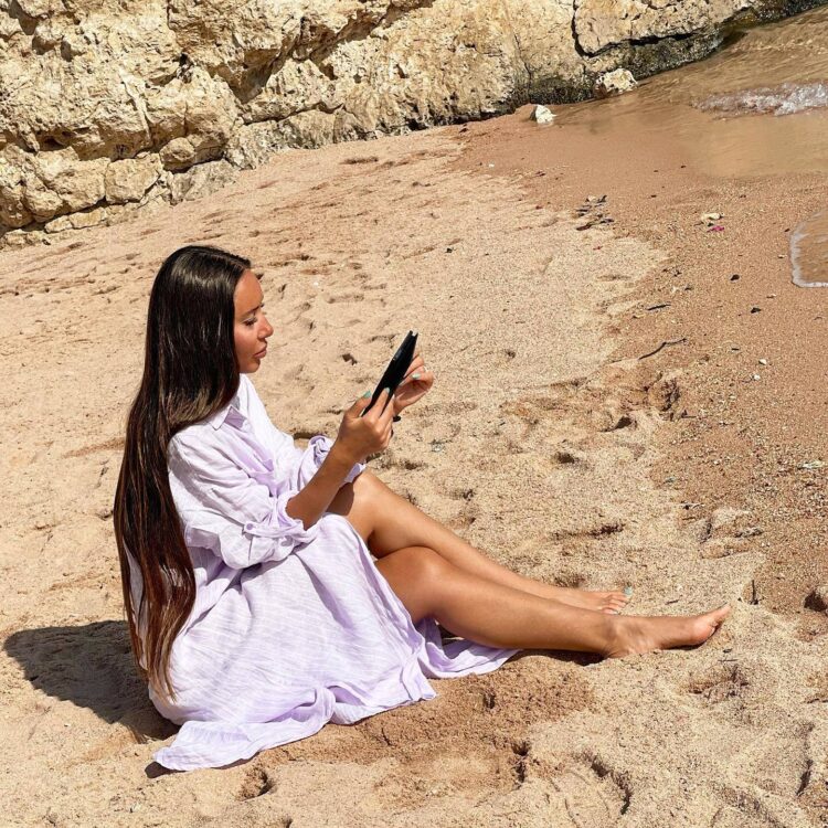 nazeni hovhannisyan feet 3