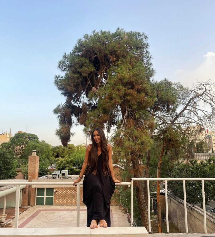 nazeni hovhannisyan feet 5