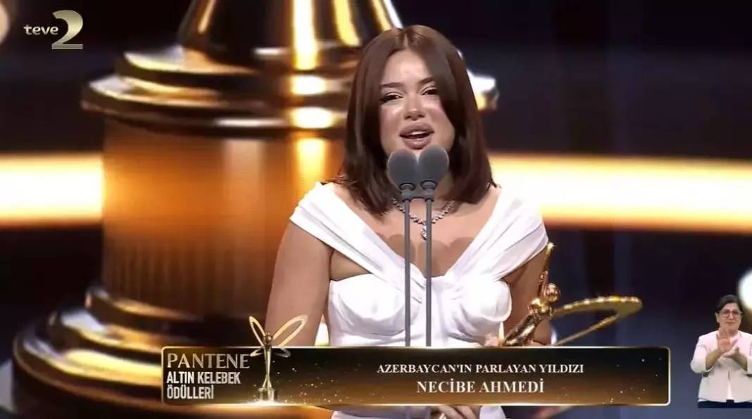 necibe ahmedi feet 4