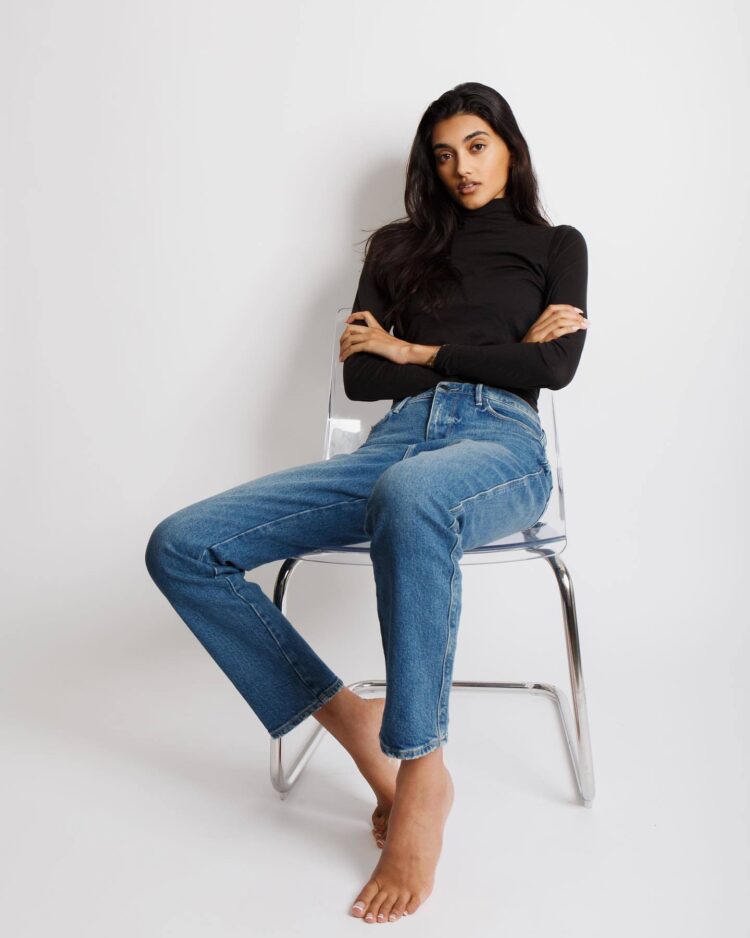 neelam gill feet