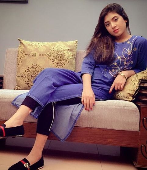 neelanjona neela feet 2