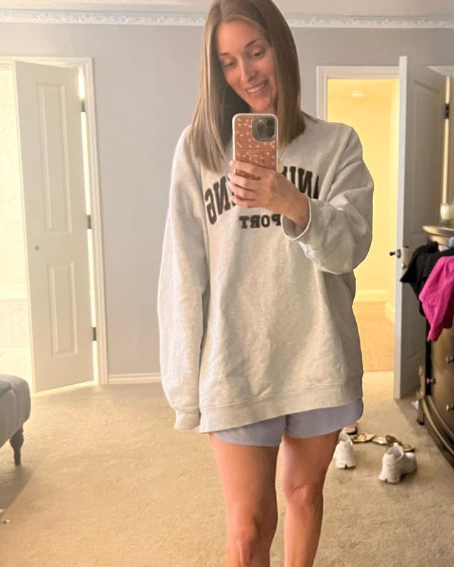 neely moldovan feet 5