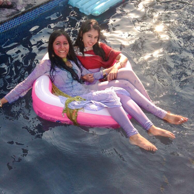 neethi taylor feet 3