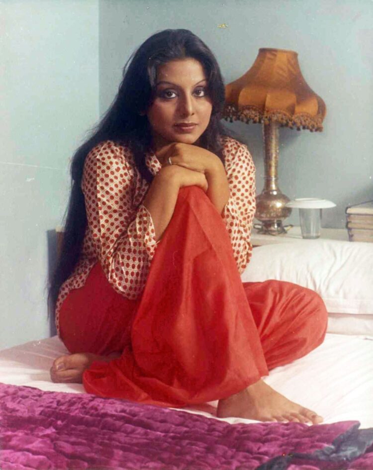 neetu singh feet 5