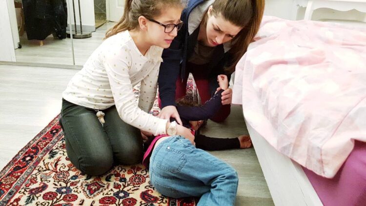 neguine alipour feet 6