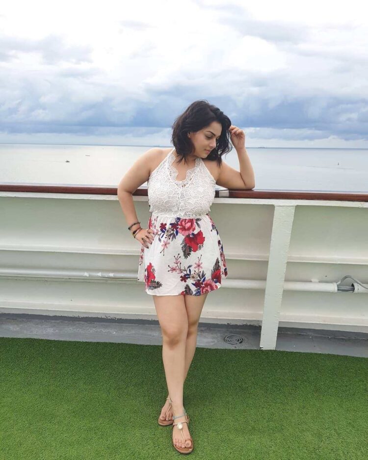 neha iyer feet 6