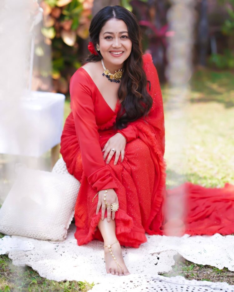 neha kakkar feet 1