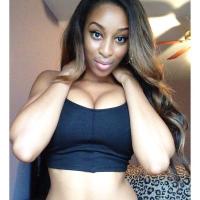 nekisha taneil feet 4