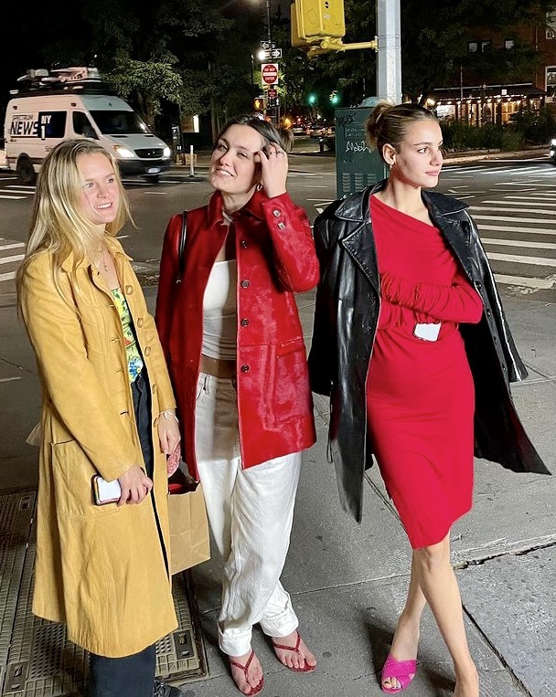 nell verlaque feet 6