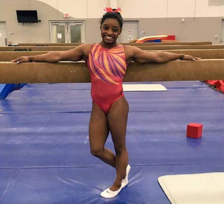 nellie biles feet 2