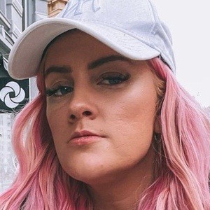 nellie krokstad feet 2