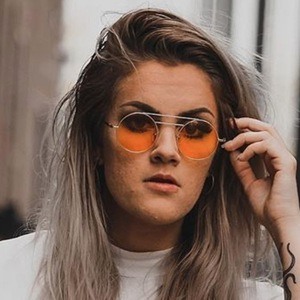 nellie krokstad feet 4