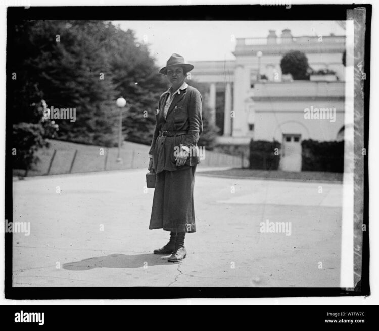 nellie walker feet 5