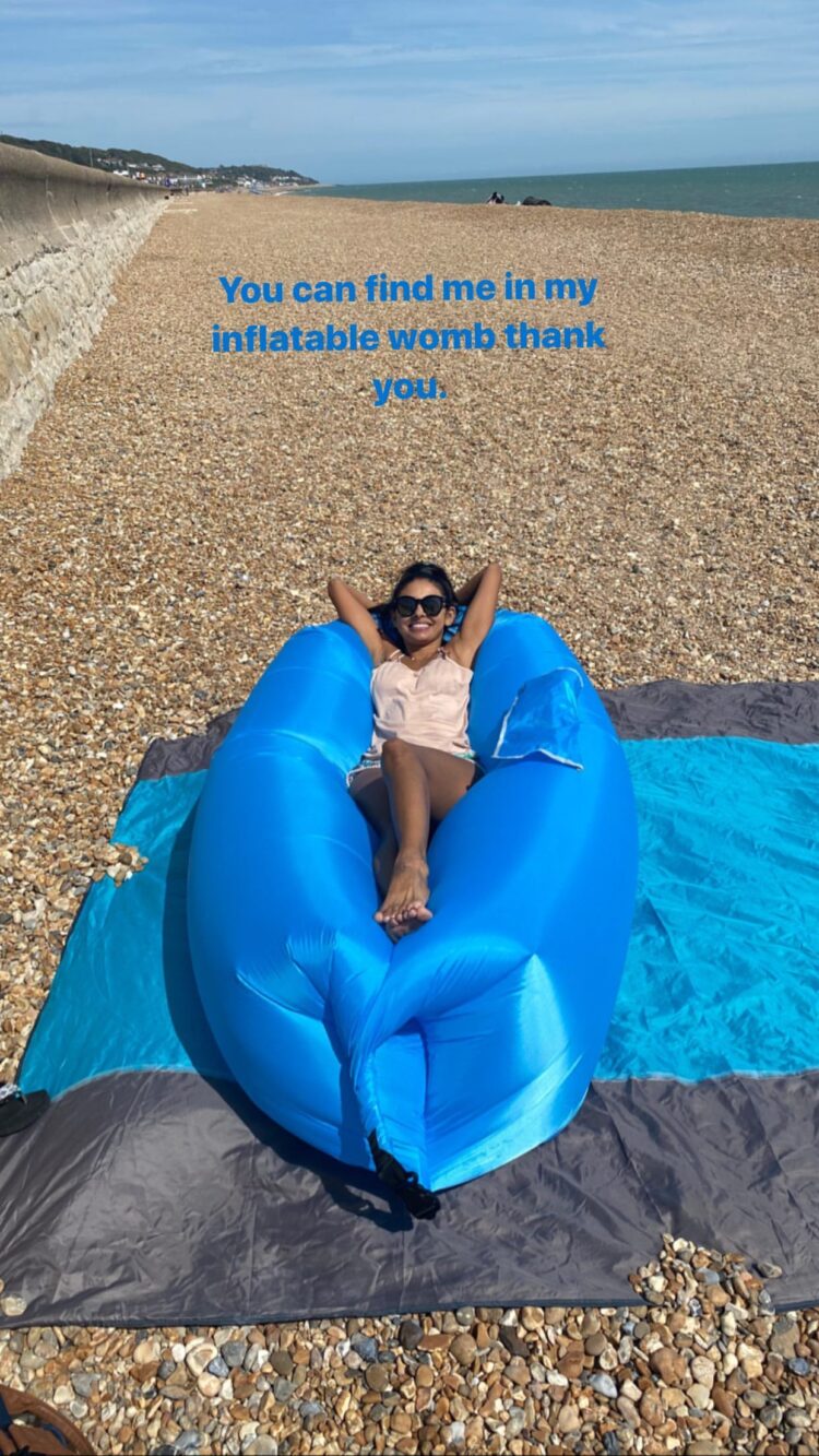 nelufar hedayat feet 6