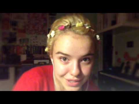 neonindiegirl feet 3