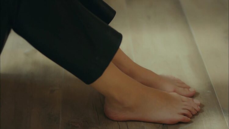 neslihan atagul feet