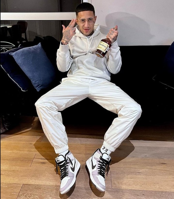 neutro shorty feet 2